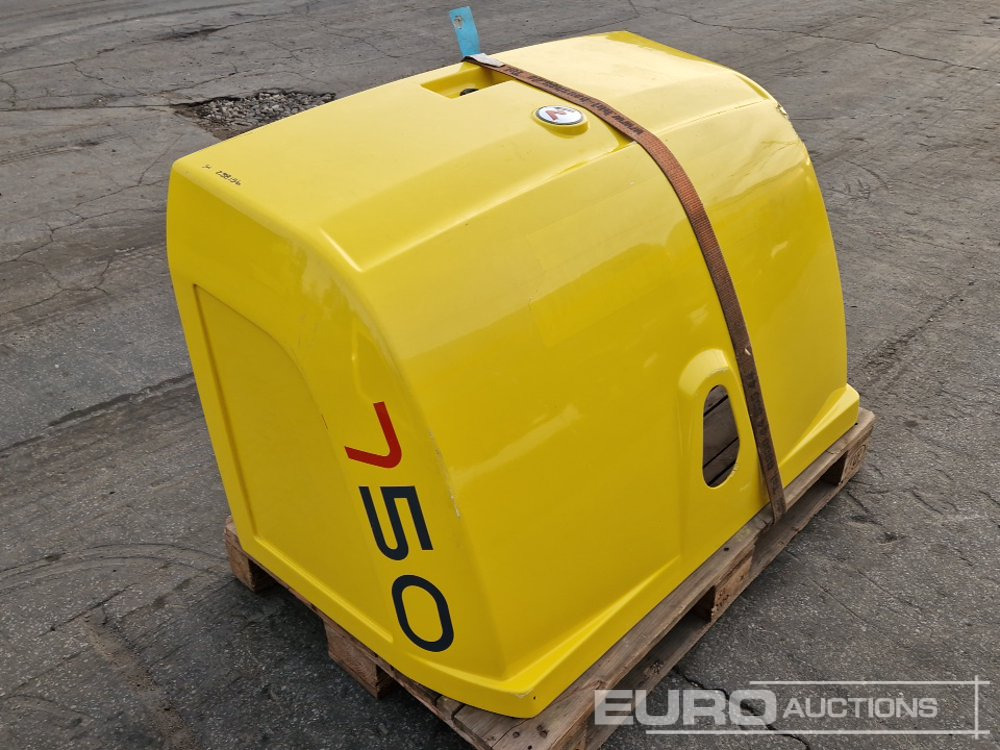 Cover to suit Kramer 750 - Piezas de recambio: foto 4 Cover to suit Kramer 750 - Piezas de recambio: foto 4