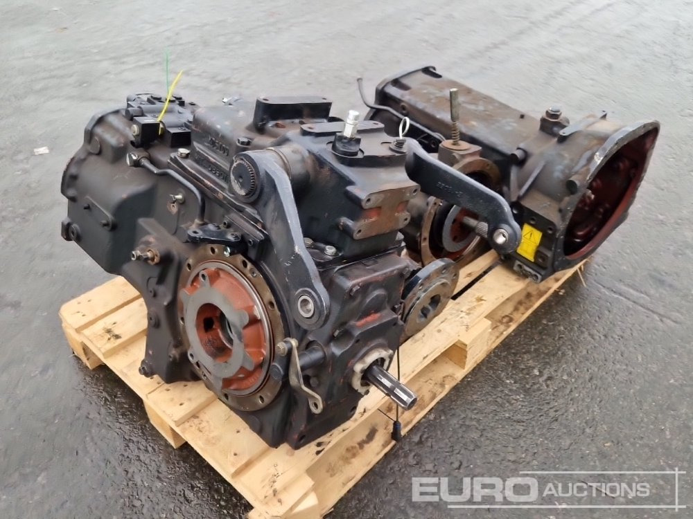 Easy Drive Gearbox + Rear Axle to suit New Holland Boomer 3050 - Piezas de recambio: foto 4 Easy Drive Gearbox + Rear Axle to suit New Holland Boomer 3050 - Piezas de recambio: foto 4