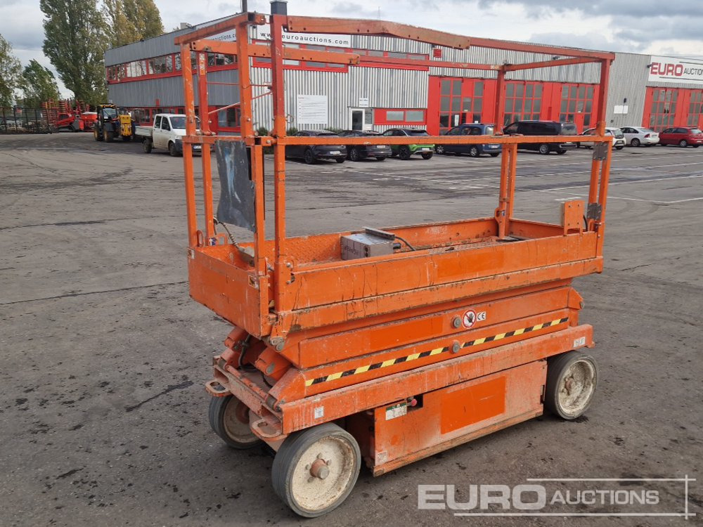 SkyJack Electric Scissor Lift - Plataforma elevadora: foto 4 SkyJack Electric Scissor Lift - Plataforma elevadora: foto 4