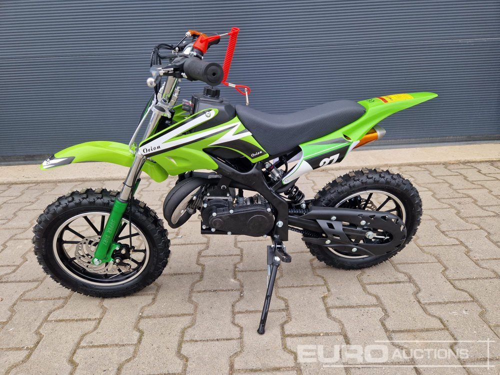 Unused DIRTBIKE 50R-D705 49CC Kids Petrol Motorbike, Automatic - Motocicleta: foto 3 Unused DIRTBIKE 50R-D705 49CC Kids Petrol Motorbike, Automatic - Motocicleta: foto 3