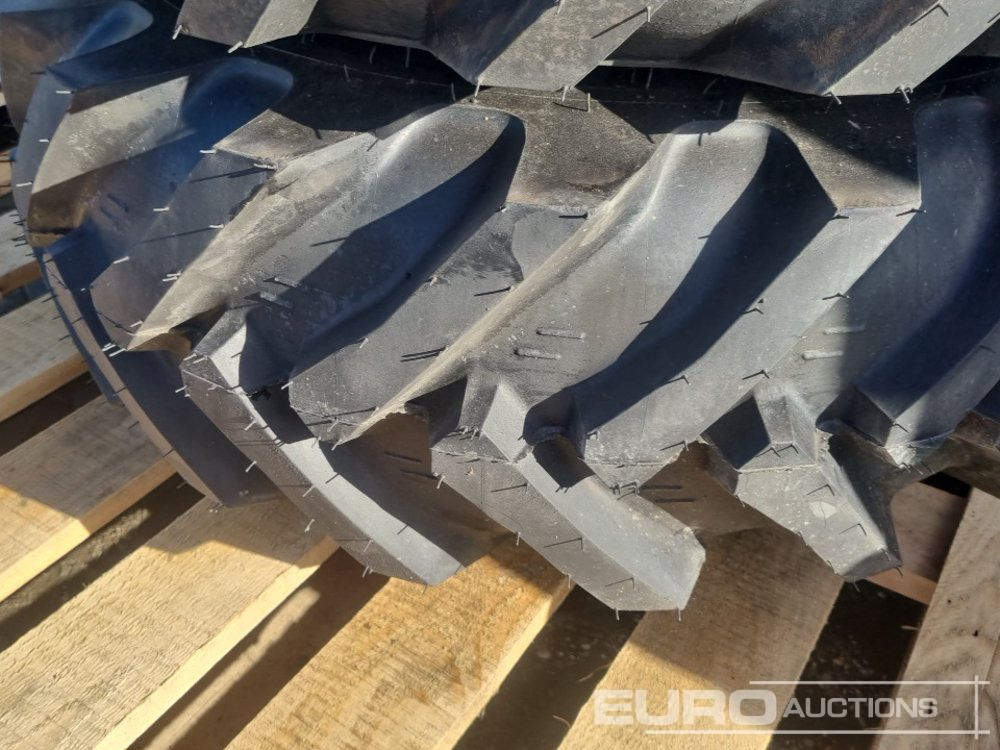 Unused Mitas 10.0/75-15.3 Tyre & Rim (2 of) - Neumático: foto 5 Unused Mitas 10.0/75-15.3 Tyre & Rim (2 of) - Neumático: foto 5