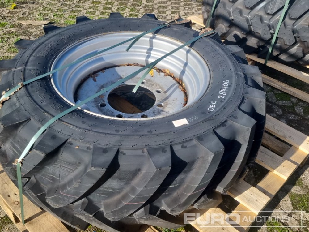 Unused Mitas 405/70-24 Tyre & Rim (1 of) - Neumático: foto 4 Unused Mitas 405/70-24 Tyre & Rim (1 of) - Neumático: foto 4