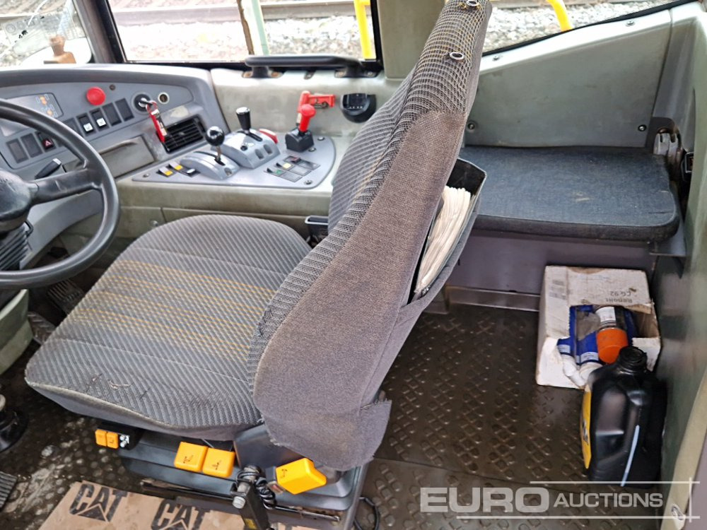 Dúmper articulado Volvo A25D: foto 32