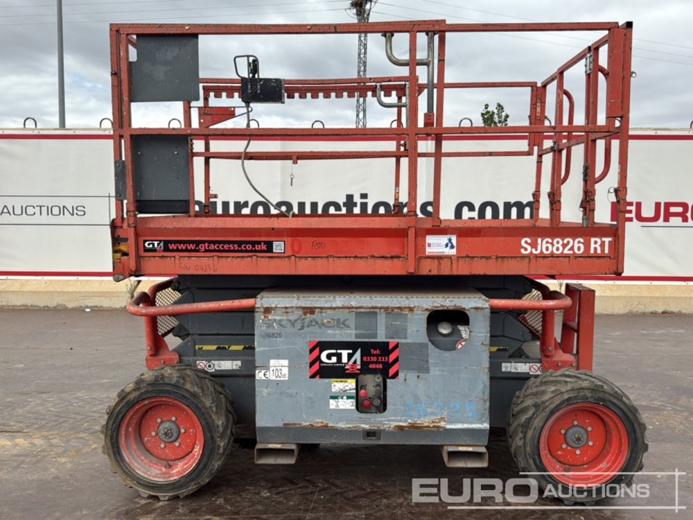 2013 SkyJack SJ6826RT - Plataforma elevadora: foto 2 2013 SkyJack SJ6826RT - Plataforma elevadora: foto 2