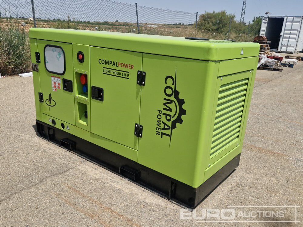 Compal Power VG-R30 - Generador industriale: foto 3 Compal Power VG-R30 - Generador industriale: foto 3