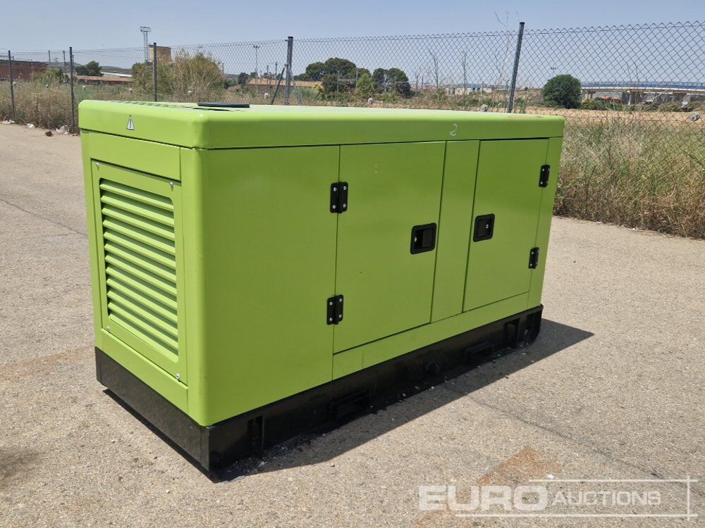 Compal Power VG-R30 - Generador industriale: foto 4 Compal Power VG-R30 - Generador industriale: foto 4