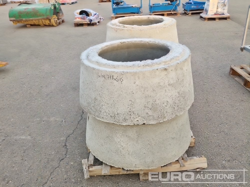 Concrete Tubes (4 of) - Equipo de construcción: foto 4 Concrete Tubes (4 of) - Equipo de construcción: foto 4