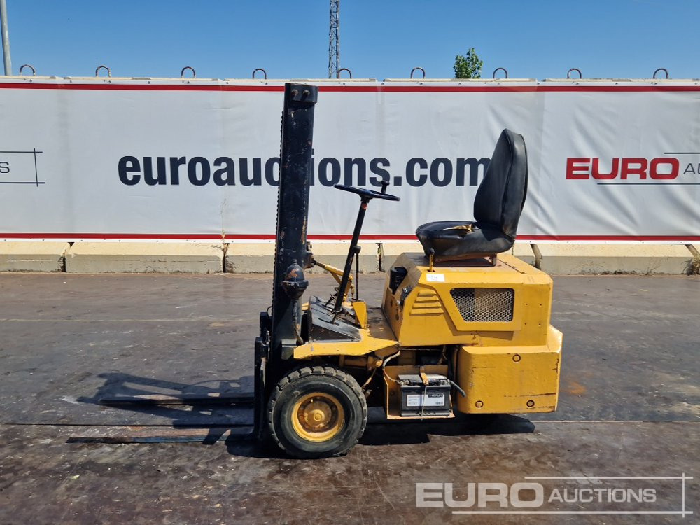 Diesel Forklift, 2 Stage Mast, Forks - Carretilla elevadora: foto 2 Diesel Forklift, 2 Stage Mast, Forks - Carretilla elevadora: foto 2