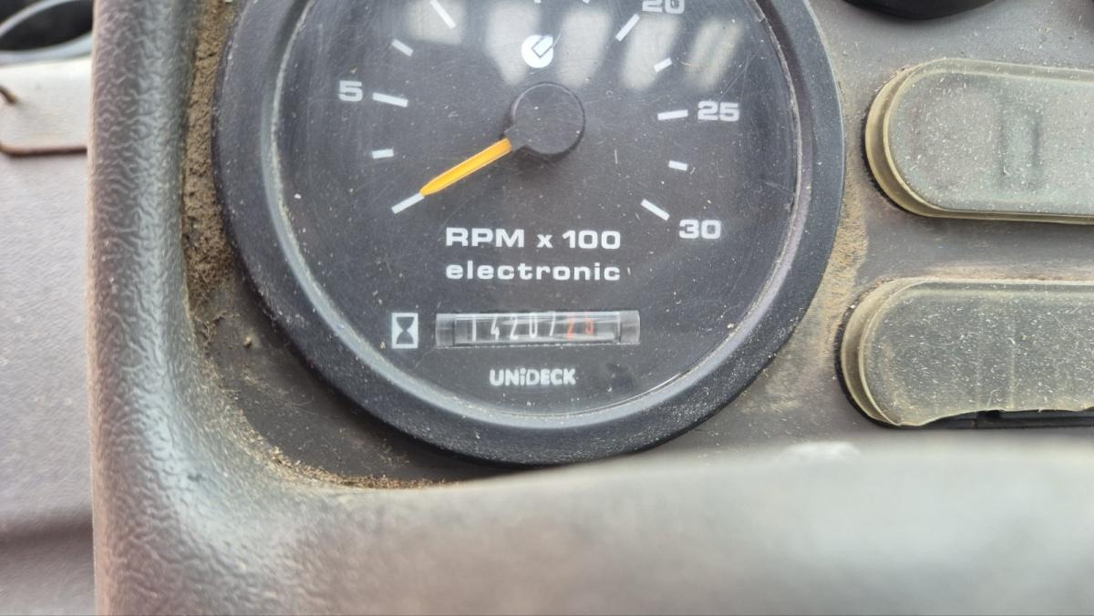 MANITOU MLT730 TURBO 1999 - Manipulador telescópico: foto 5 MANITOU MLT730 TURBO 1999 - Manipulador telescópico: foto 5