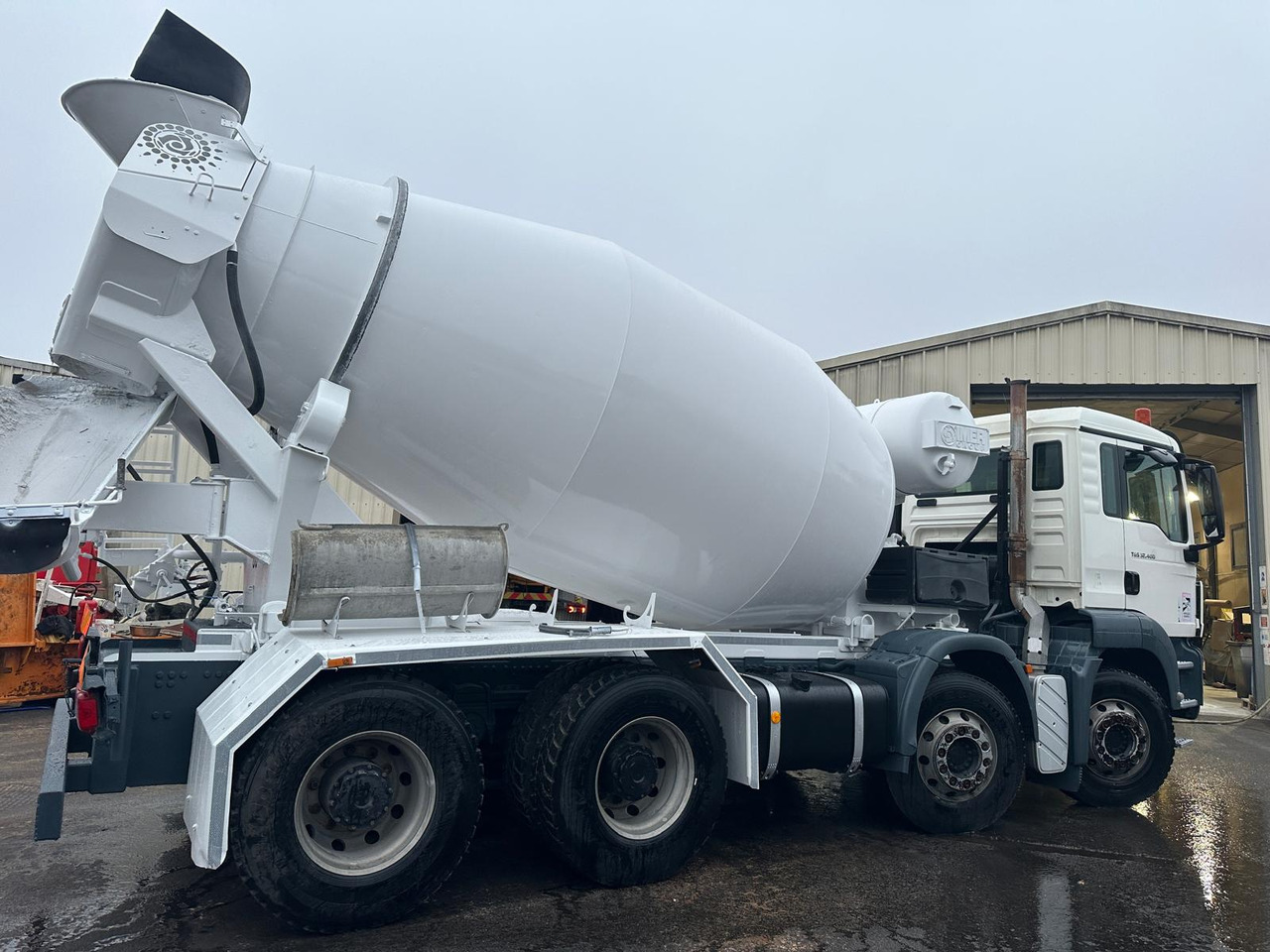 Camion béton MAN TGS 32.400 DB-416-ZR - Camión hormigonera: foto 5 Camion béton MAN TGS 32.400 DB-416-ZR - Camión hormigonera: foto 5