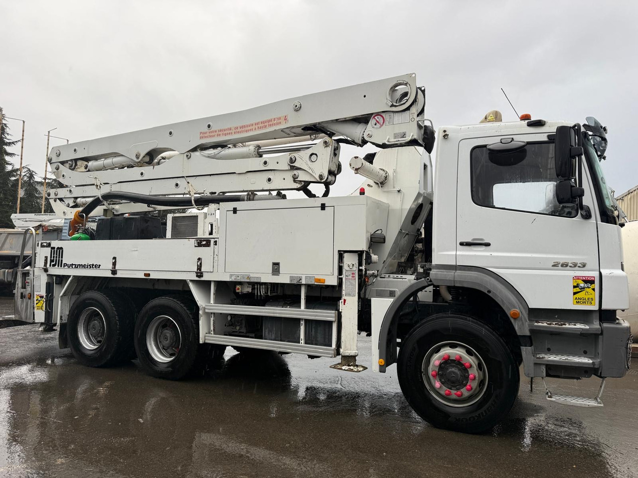 Camion pompe à béton 816-EQD-91 - Bomba de hormigón: foto 3 Camion pompe à béton 816-EQD-91 - Bomba de hormigón: foto 3