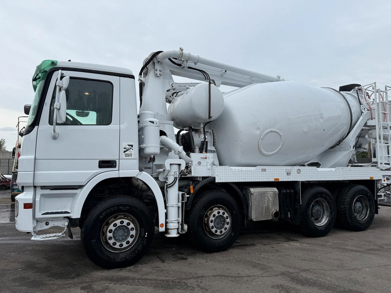 Mercedes-Benz Actros - Bomba de hormigón: foto 1 Mercedes-Benz Actros - Bomba de hormigón: foto 1