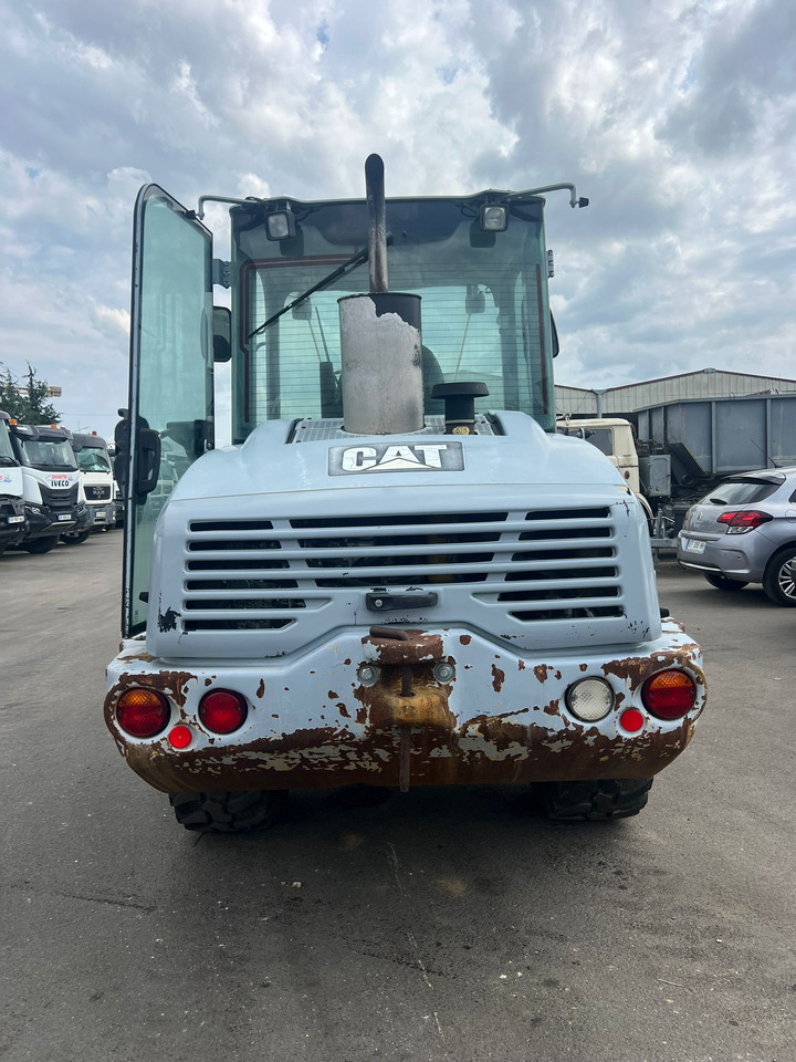 Mini chargeuse Caterpillar 906 - Cargadora articulada: foto 5 Mini chargeuse Caterpillar 906 - Cargadora articulada: foto 5