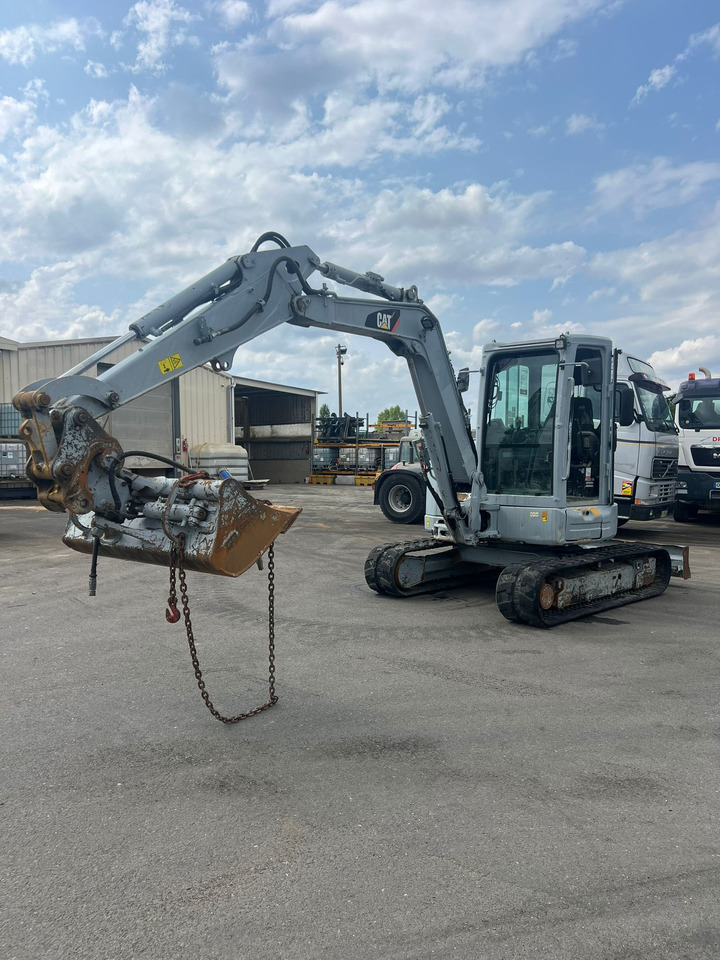 Mini-pelle Caterpillar 305E2 - Miniexcavadora: foto 1 Mini-pelle Caterpillar 305E2 - Miniexcavadora: foto 1