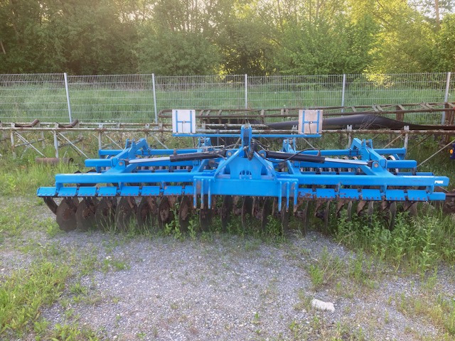 Agroland Kurzscheibenegge Heavy 4,50m - Rastras: foto 4 Agroland Kurzscheibenegge Heavy 4,50m - Rastras: foto 4