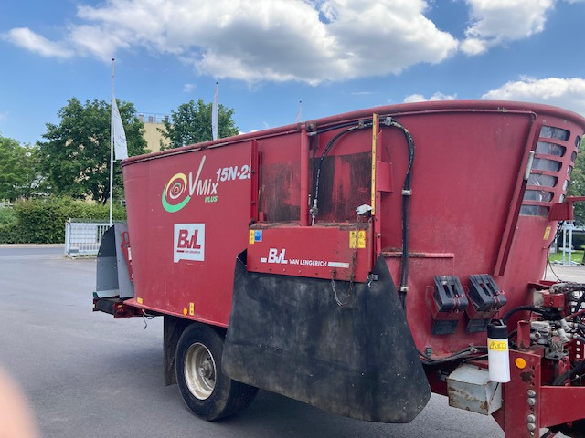Desensiladora BVL V-Mix 15N 2S Futtermischwagen: foto 9