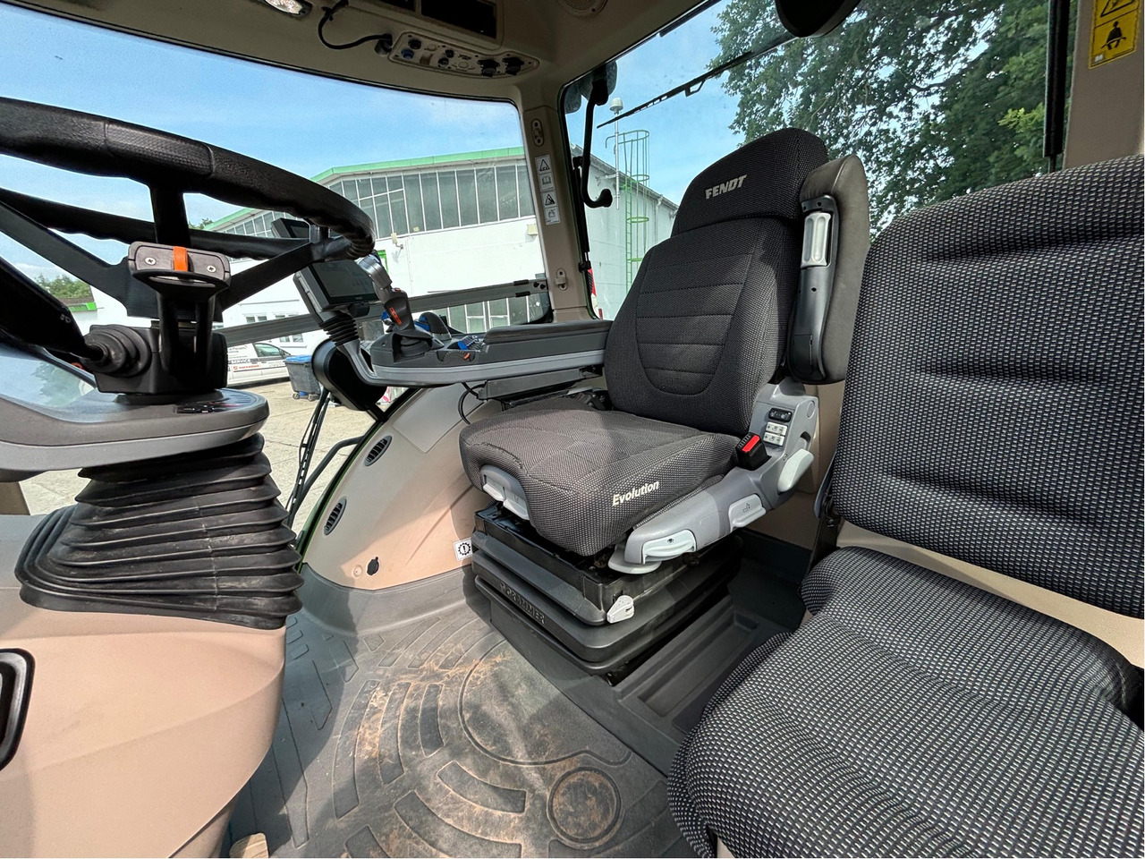 Tractor Fendt 1050 Vario S4 ProfiPlus: foto 16