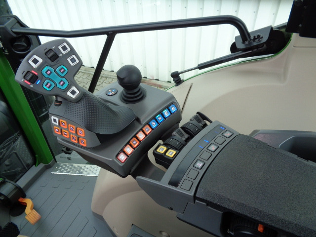 Fendt 211 S Vario Gen3 Power - Tractor: foto 4 Fendt 211 S Vario Gen3 Power - Tractor: foto 4