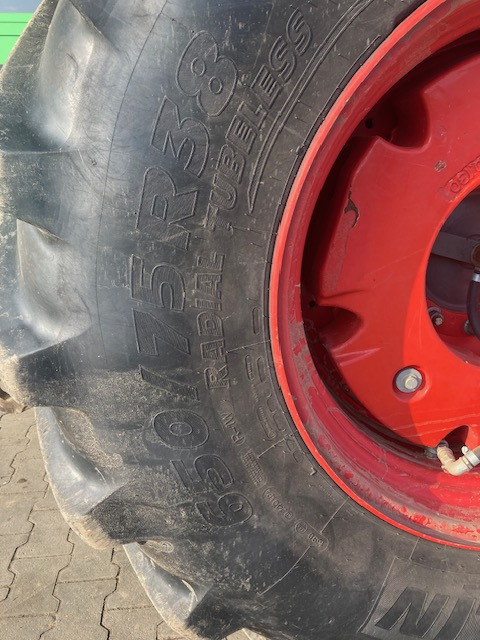 Tractor Fendt 724 Vario S4 ProfiPlus: foto 8