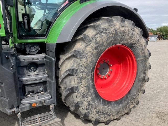 Fendt 828 Vario S4 Profi - Tractor: foto 4 Fendt 828 Vario S4 Profi - Tractor: foto 4