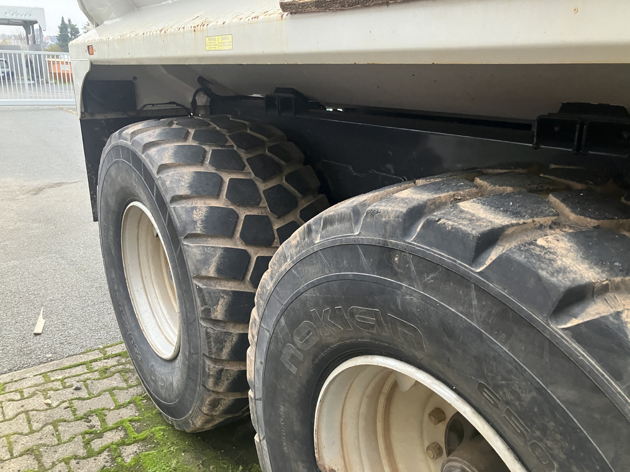 Fliegl Stone Master 252 Muldenkipper - Camión volquete: foto 2 Fliegl Stone Master 252 Muldenkipper - Camión volquete: foto 2