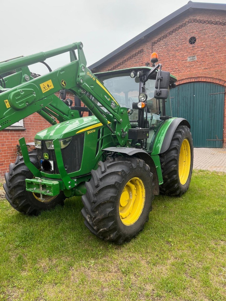 John Deere 5100 M - Tractor: foto 4 John Deere 5100 M - Tractor: foto 4