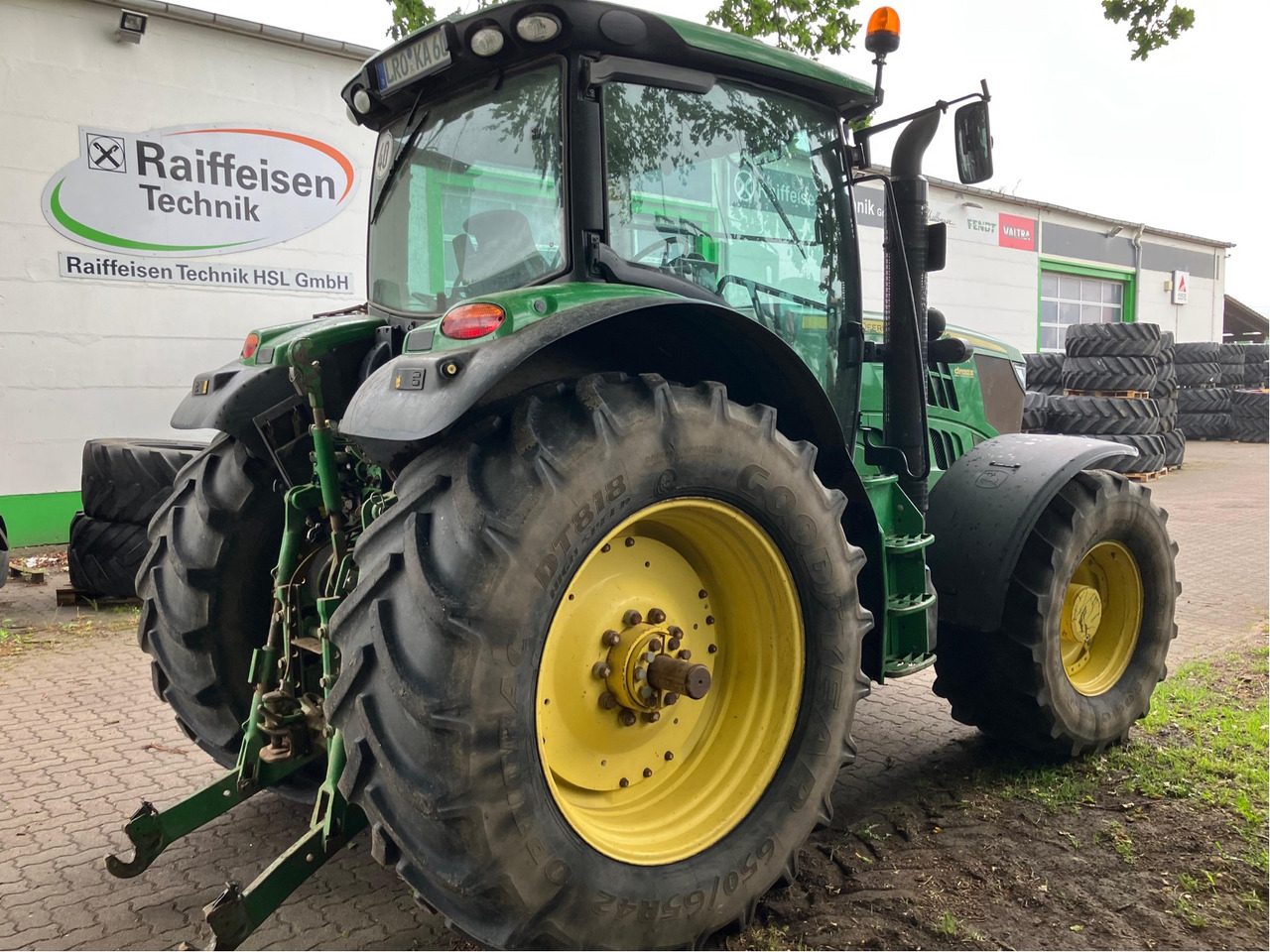 John Deere 6170 R AutoPower - Tractor: foto 2 John Deere 6170 R AutoPower - Tractor: foto 2