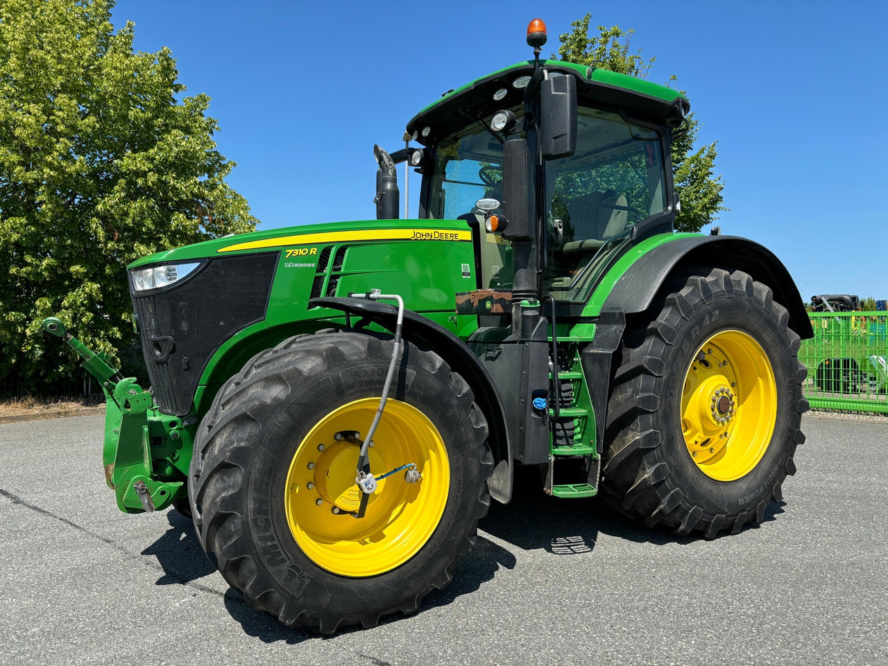 John Deere 7310 R AutoPower - Tractor: foto 1 John Deere 7310 R AutoPower - Tractor: foto 1