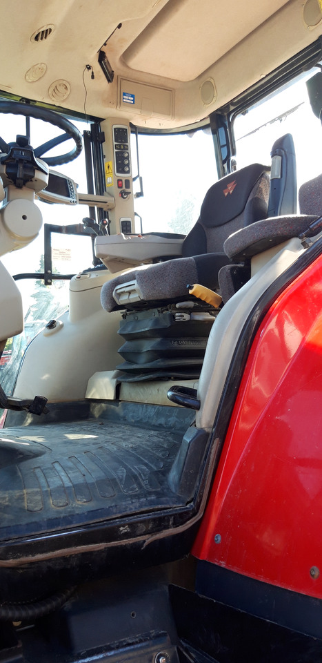 Tractor Massey Ferguson 7726 Dyna-6 Efficient: foto 7 Tractor Massey Ferguson 7726 Dyna-6 Efficient: foto 7