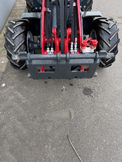 Schäffer Hoflader 1622 - Cargadora de ruedas: foto 5 Schäffer Hoflader 1622 - Cargadora de ruedas: foto 5