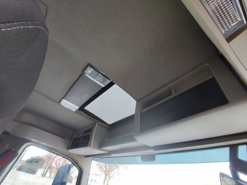 Cabina e interior para Camión Volvo LOW ROOF L2 H1: foto 12