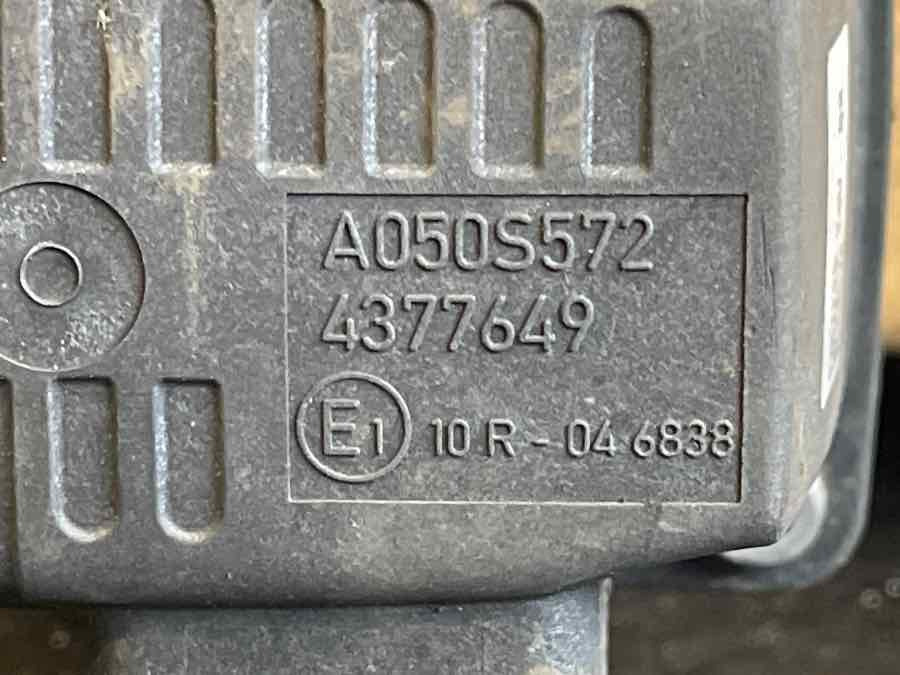 DAF ADBLUE PUMP 4377649 - Procesamiento de combustible para Camión: foto 4 DAF ADBLUE PUMP 4377649 - Procesamiento de combustible para Camión: foto 4