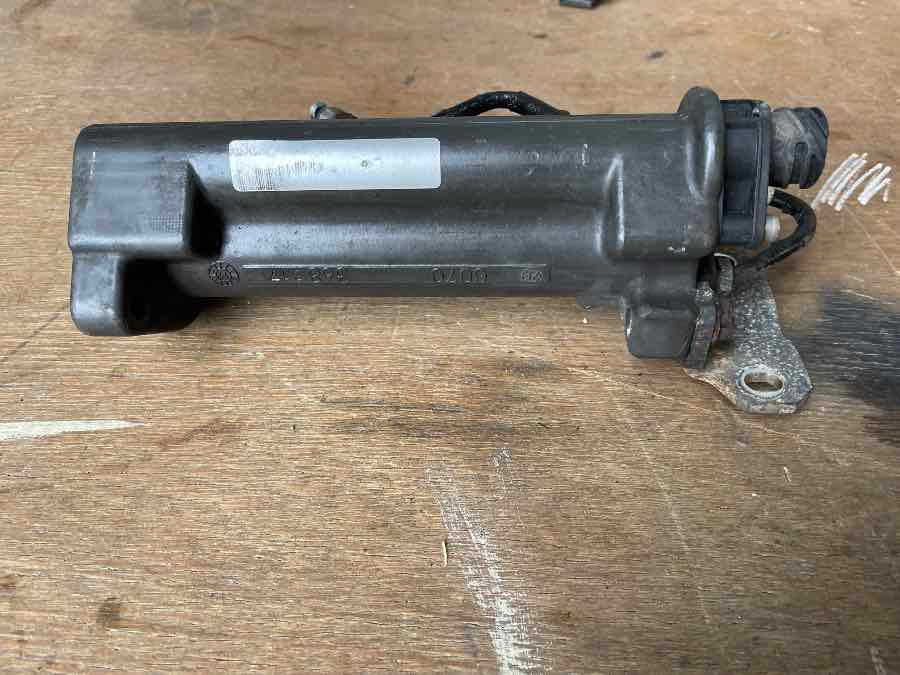 MAN CLUCH ACTUATOR 81.30716-6110 - Caja de cambios y piezas para Camión: foto 2 MAN CLUCH ACTUATOR 81.30716-6110 - Caja de cambios y piezas para Camión: foto 2