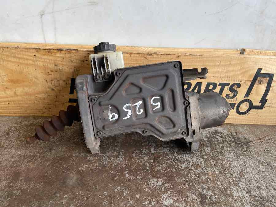 MAN CLUCH BOOSTER 81.30725-6124 - Caja de cambios y piezas para Camión: foto 2 MAN CLUCH BOOSTER 81.30725-6124 - Caja de cambios y piezas para Camión: foto 2