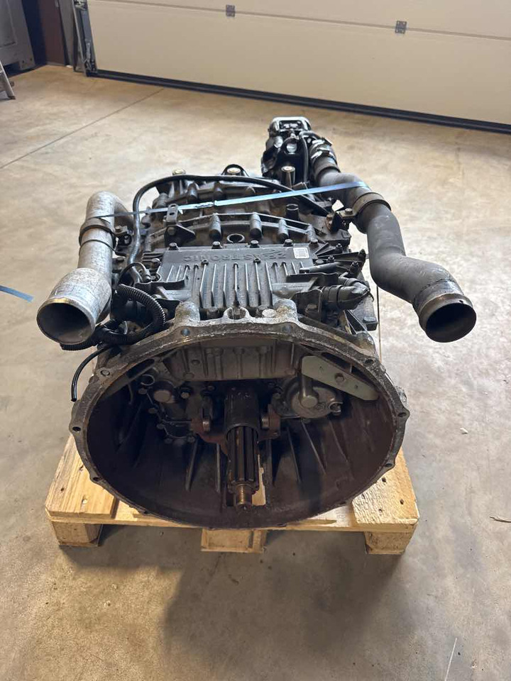 MAN GEARBOX 12AS2131 TD+IT3 // 81.32004-6388 - Caja de cambios para Camión: foto 3 MAN GEARBOX 12AS2131 TD+IT3 // 81.32004-6388 - Caja de cambios para Camión: foto 3