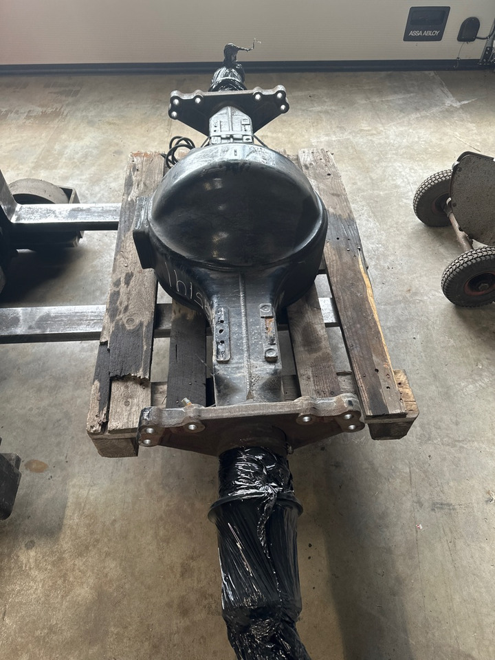 MAN REAR AXLE HY-1350 81.35401-5836 - Eje y piezas para Camión: foto 1 MAN REAR AXLE HY-1350 81.35401-5836 - Eje y piezas para Camión: foto 1