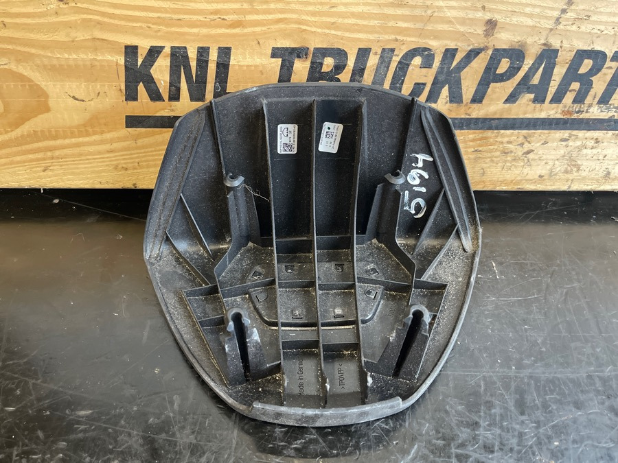 MAN STEERING WHEEL 81.46430-6047 - Dirección para Camión: foto 3 MAN STEERING WHEEL 81.46430-6047 - Dirección para Camión: foto 3