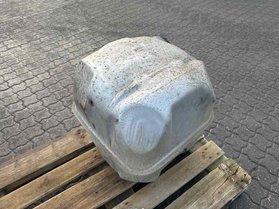 SCANIA EXHAUST SILENCER 1500455 - Silenciador/ Sistema de escape para Camión: foto 1 SCANIA EXHAUST SILENCER 1500455 - Silenciador/ Sistema de escape para Camión: foto 1
