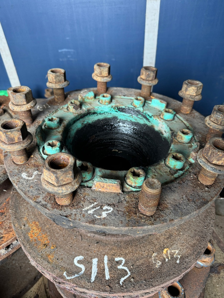 SCANIA FRONT HUB 1724406 - Cubo para Camión: foto 1 SCANIA FRONT HUB 1724406 - Cubo para Camión: foto 1