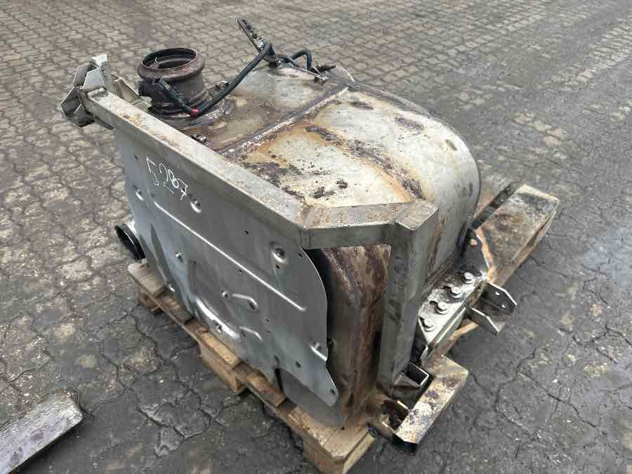 VOLVO BUS EXHAUST 22183004 - Silenciador/ Sistema de escape para Camión: foto 2 VOLVO BUS EXHAUST 22183004 - Silenciador/ Sistema de escape para Camión: foto 2