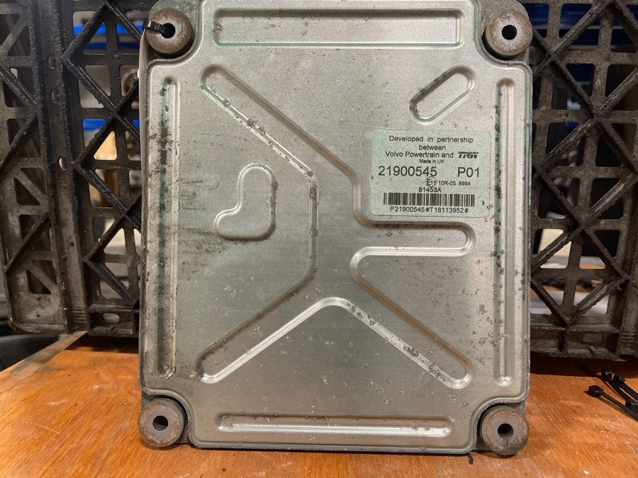 VOLVO ECU 21900545 - Unidad de control para Camión: foto 1 VOLVO ECU 21900545 - Unidad de control para Camión: foto 1