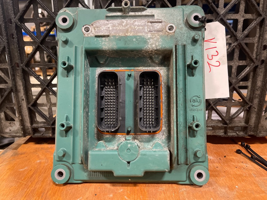 VOLVO ECU 21900545 - Unidad de control para Camión: foto 2 VOLVO ECU 21900545 - Unidad de control para Camión: foto 2