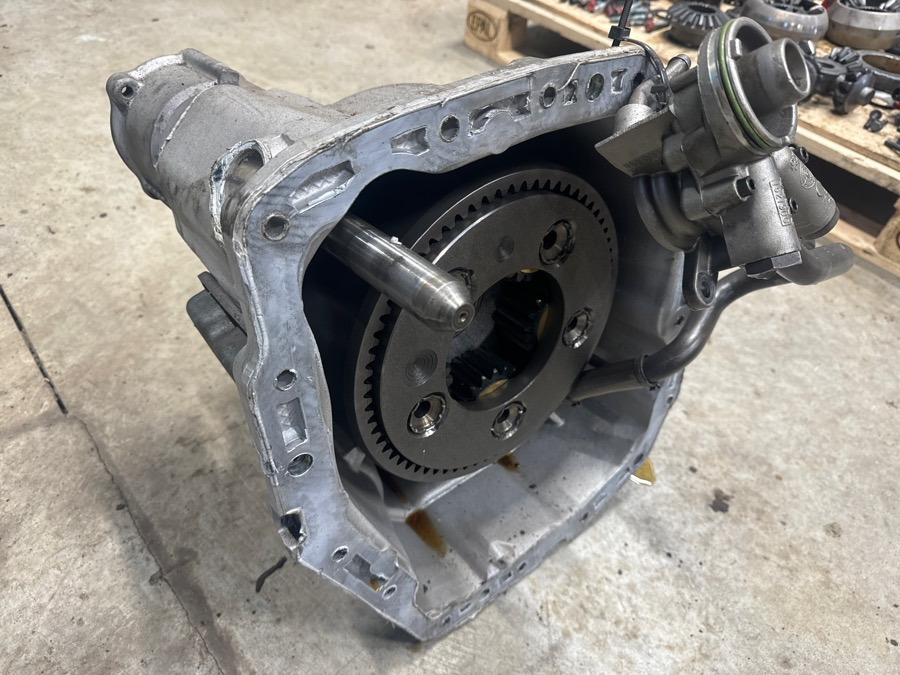 VOLVO VT2814B PLANET / BACK END - Caja de cambios y piezas para Camión: foto 1 VOLVO VT2814B PLANET / BACK END - Caja de cambios y piezas para Camión: foto 1