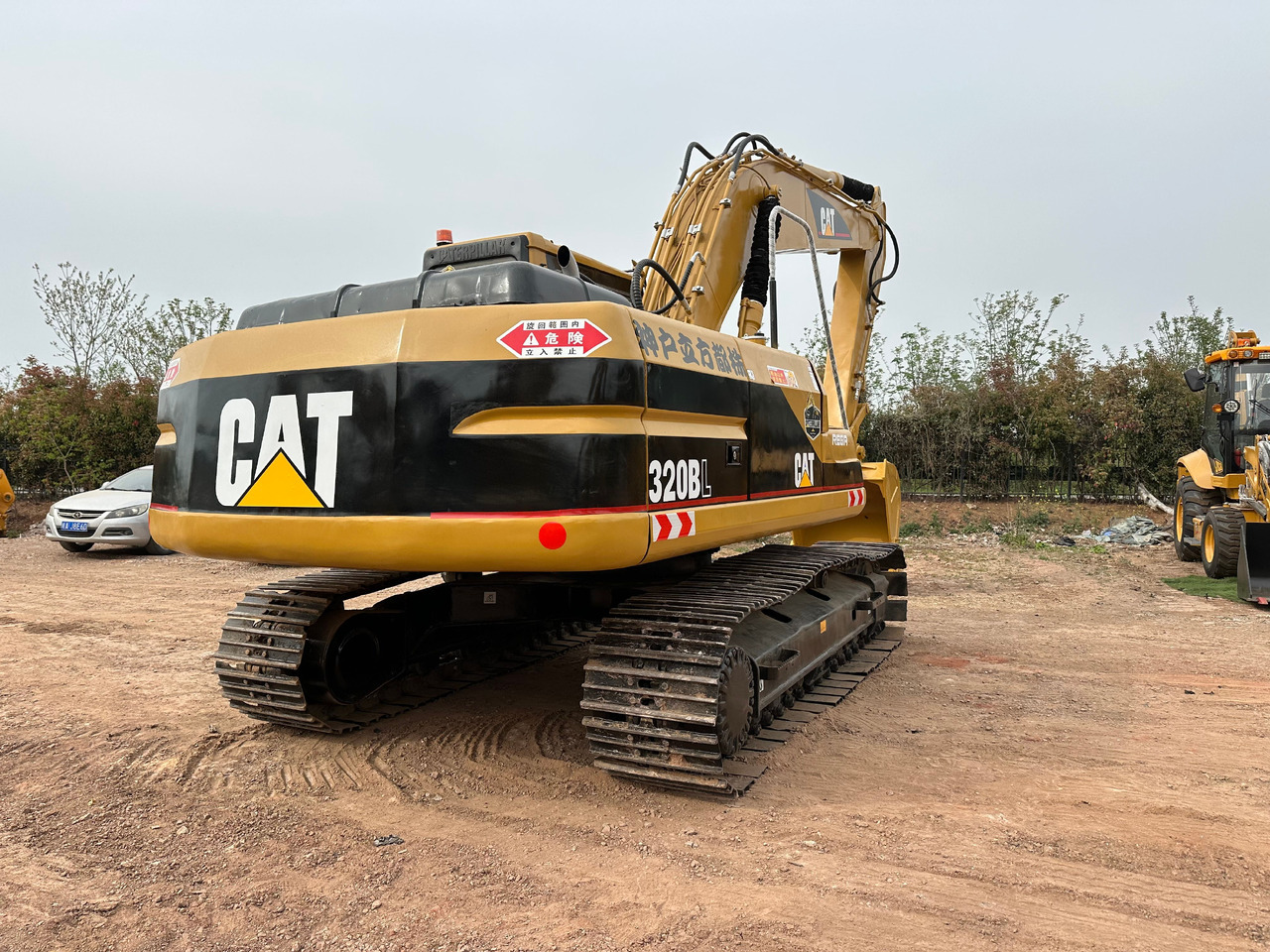 CAT 320BL crawler excavator - Excavadora de cadenas: foto 4 CAT 320BL crawler excavator - Excavadora de cadenas: foto 4