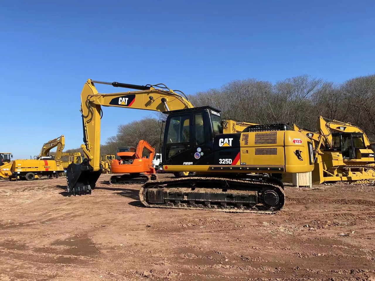 CAT 325D - Excavadora: foto 1 CAT 325D - Excavadora: foto 1