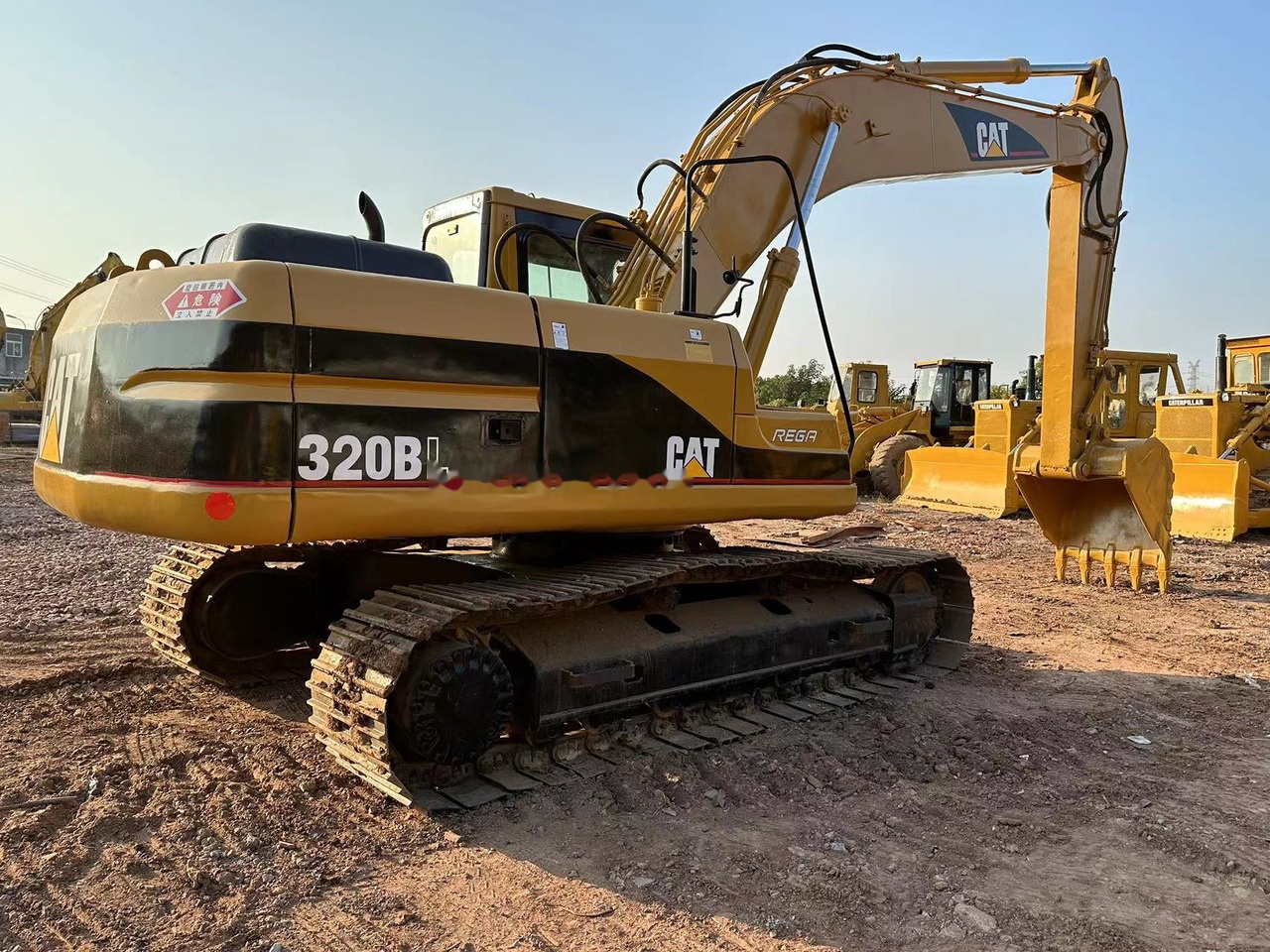 CATERPILLAR 320BL - Excavadora de cadenas: foto 5 CATERPILLAR 320BL - Excavadora de cadenas: foto 5