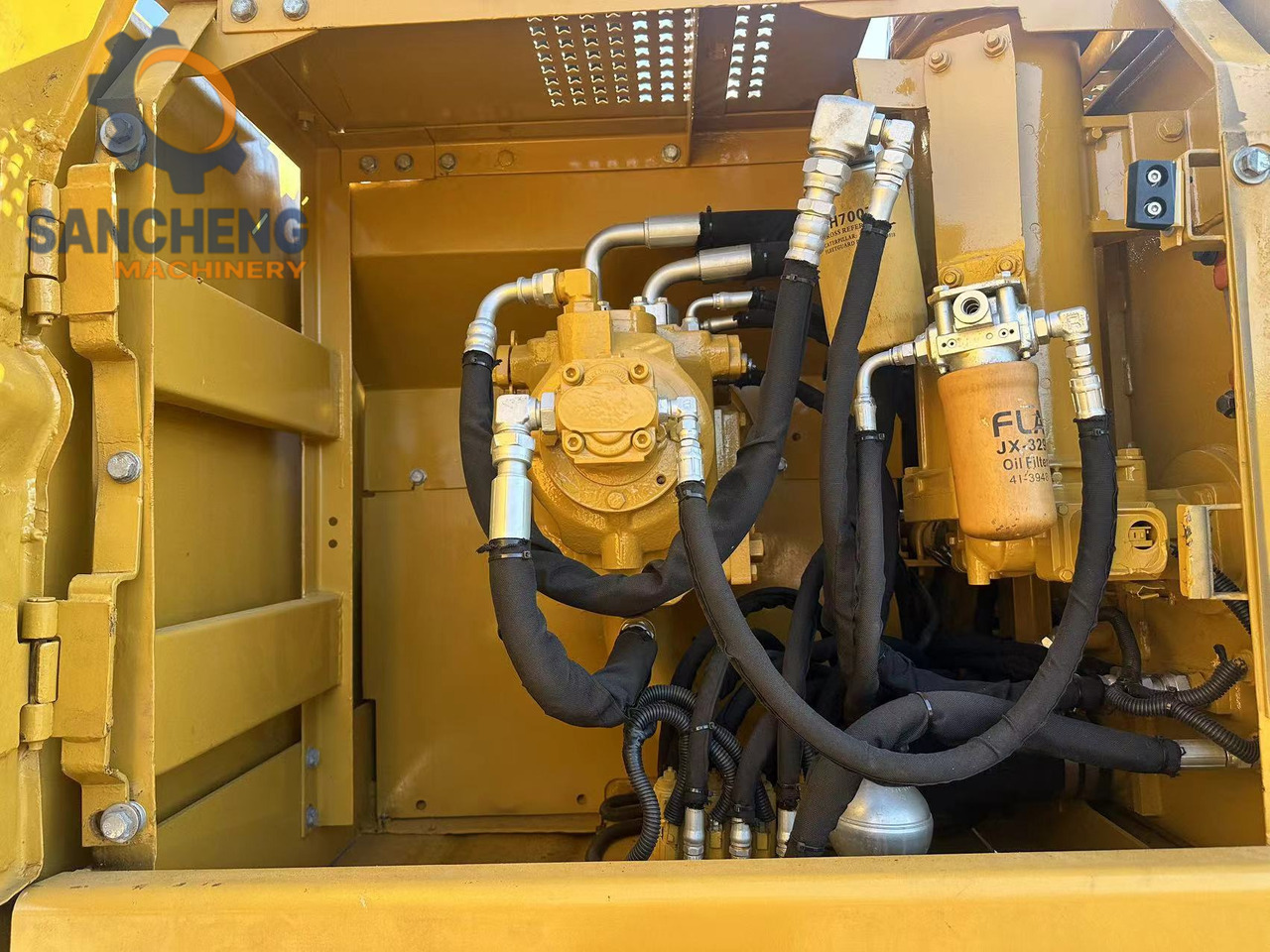 Excavadora de cadenas CATERPILLAR 320BL: foto 12