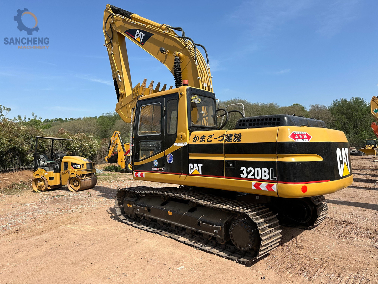 CATERPILLAR 320BL - Excavadora de cadenas: foto 2 CATERPILLAR 320BL - Excavadora de cadenas: foto 2