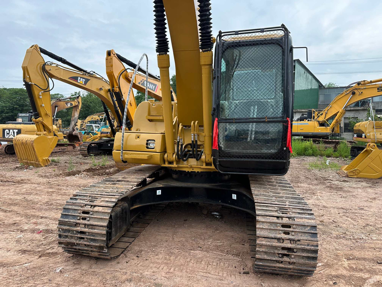 CATERPILLAR 320CL - Excavadora de cadenas: foto 3 CATERPILLAR 320CL - Excavadora de cadenas: foto 3