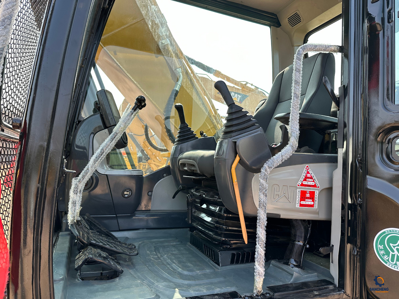 Excavadora de cadenas CATERPILLAR 320D2L: foto 12